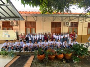 Duta Pelajar SMK Informatika Kota Serang saat audisi Zetizens Icon 2024 di sekolah. 