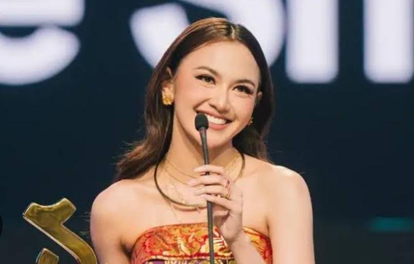 Lagu Sial Dibajak di Spotify, Mahalini Buka Suara - zetizens.id