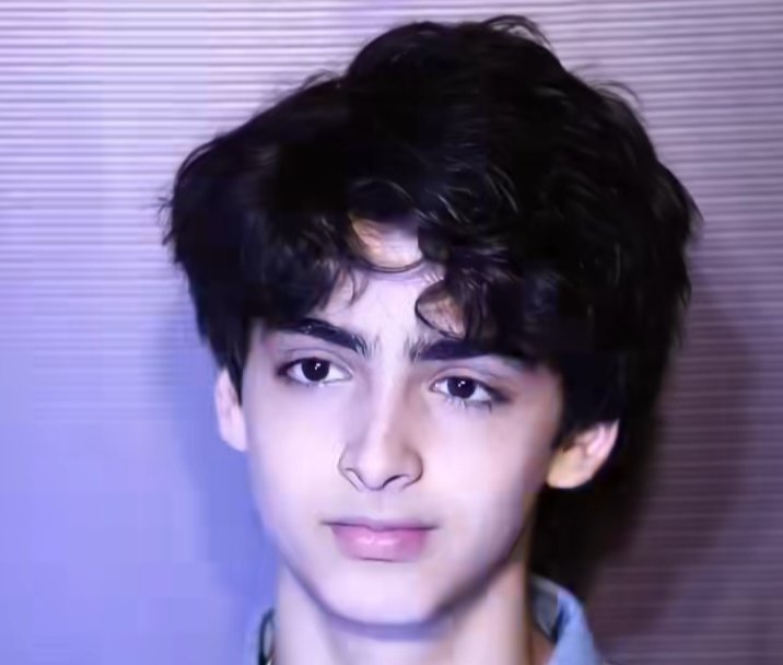Rihdan Roshan Hridhaan Roshan, Putra Hrithik Roshan yang Ganteng Gak Ada Obat ...