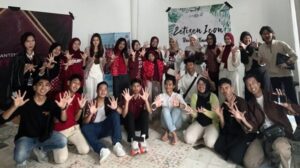 Panitia pemilihan Zetizens Icon 2026 terdiri dari Zetizens Official, Zetizens Icon, Zetizens Face, Zetizens Jurnalistik, dan Zetizens Fashion.